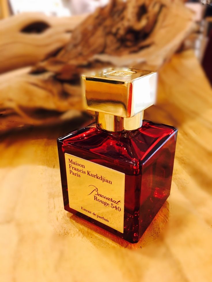 Maison Francis Kurkdjian – Baccarat Rouge 540 Eau de Parfum